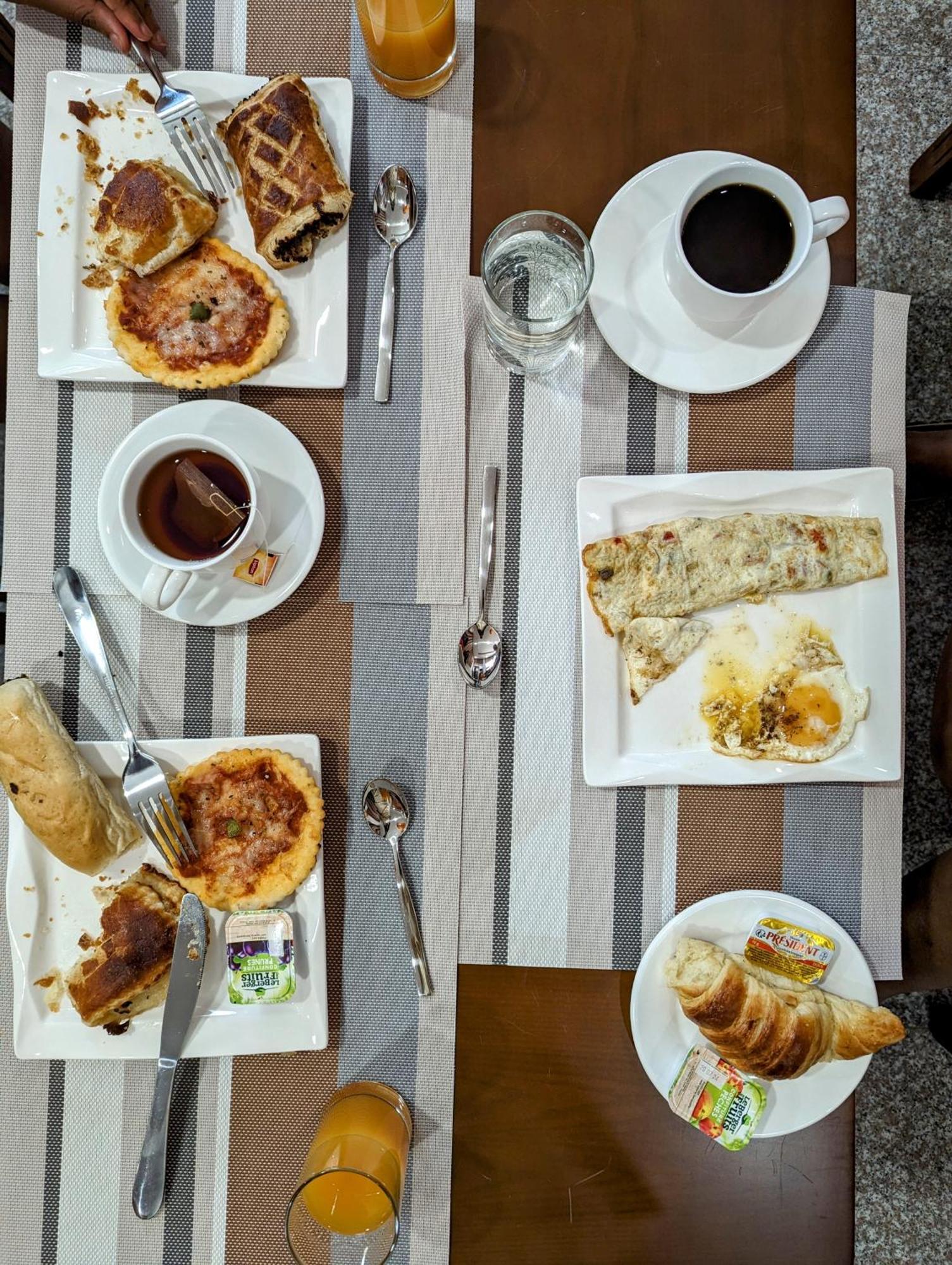 קוטונו Les Ombrelles Appart'Hotel מראה חיצוני תמונה